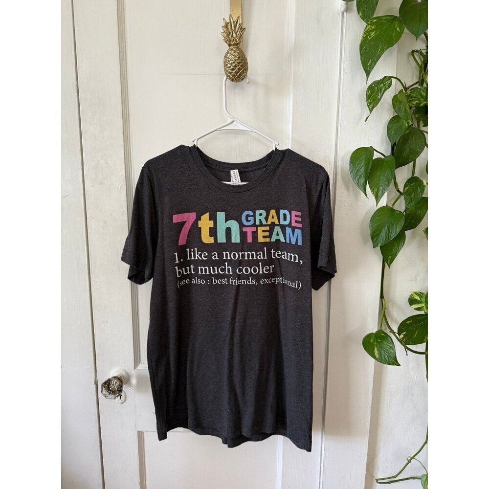 Bella Canvas women’s size large 7th Grade team t-shirt